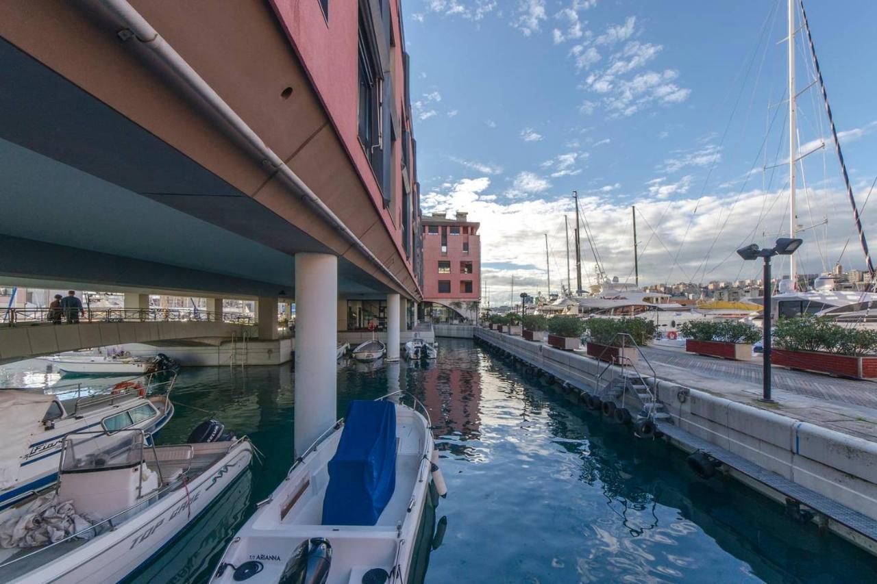 Joivy Exclusive Seaview Flat For 4, In Central Genoa Apartamento Exterior foto