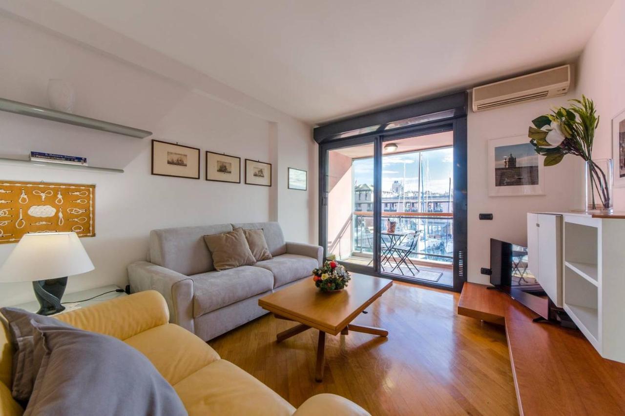 Joivy Exclusive Seaview Flat For 4, In Central Genoa Apartamento Exterior foto