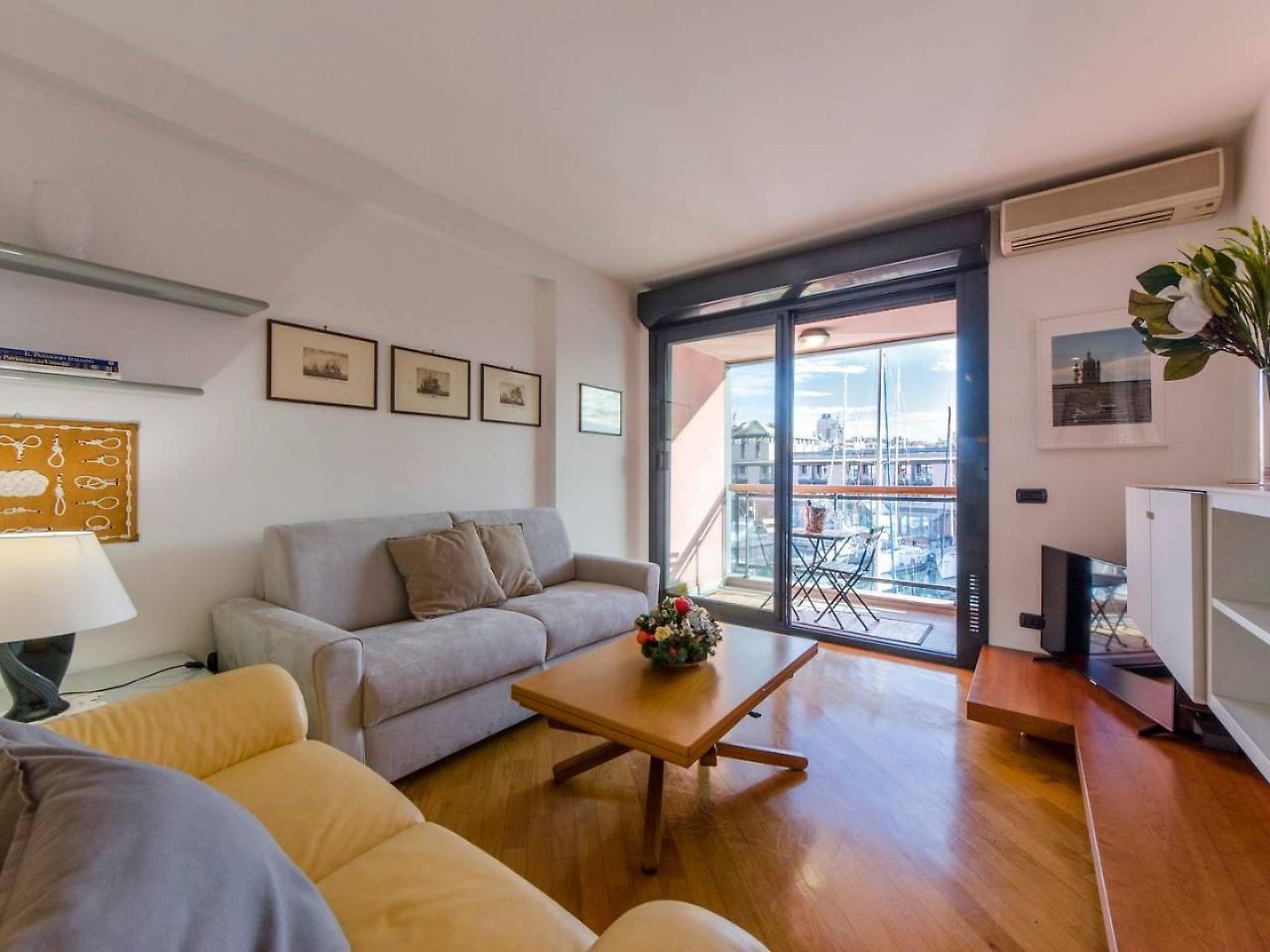 Joivy Exclusive Seaview Flat For 4, In Central Genoa Apartamento Exterior foto