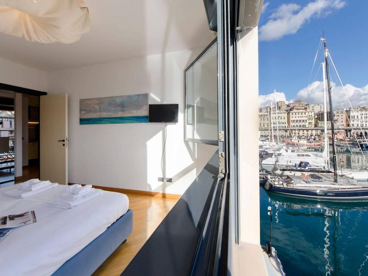 Joivy Exclusive Seaview Flat For 4, In Central Genoa Apartamento Exterior foto